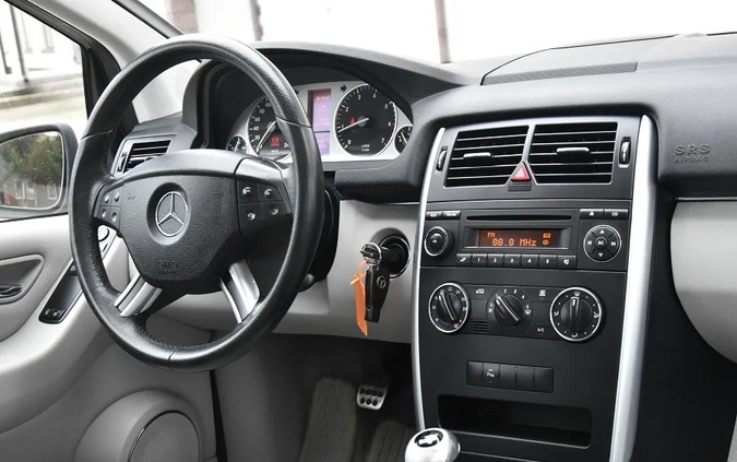 Mercedes-Benz Klasa B cena 22900 przebieg: 221000, rok produkcji 2009 z Żychlin małe 254